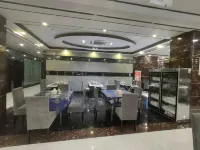 Dunhuang Xingzi Hotel (Shazhou Night Market)