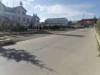 Haibei Longhao Hotel - parking