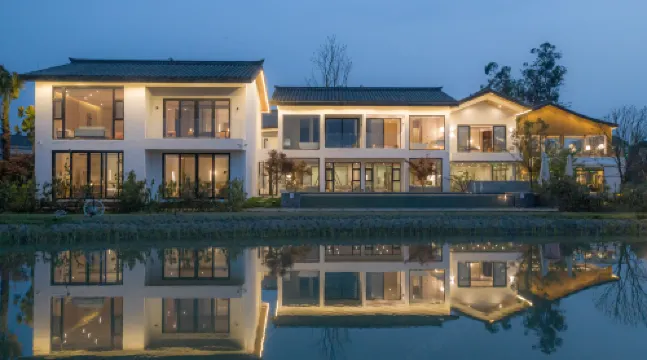 月隱花·美宿（成都新都店）