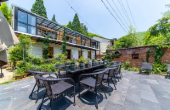 Earth House