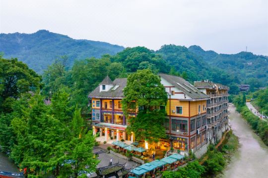 青城山安平大酒店