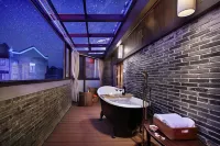 Qing San She Art Inn Hotels in Guilin