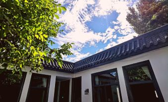 Rongcheng Wubai B&B
