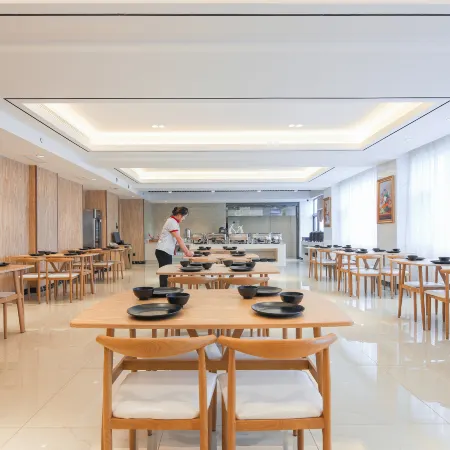 Vienna International Hotel (Jining Yangliu International New Town store)