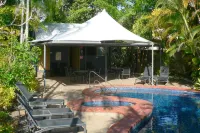 Mango Tree Holiday Apartments