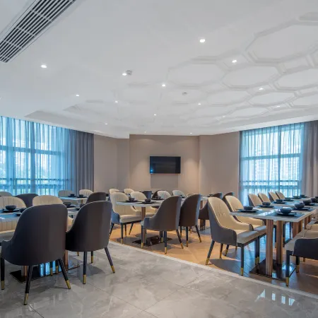 Vienna International Hotel Fuzhou Mawei Free Trade Zone Store