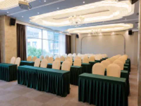 Sino Italian international Xinglu Hotel فنادق في مين خه