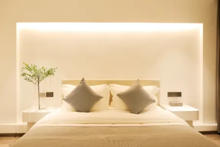 Qingmai Hotel