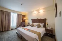 Waterfront Airport Hotel and Casino – Mactan