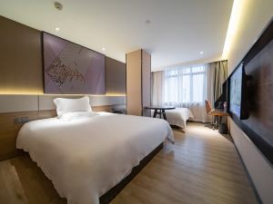 IU Hotel (Xinshi Baixin Square Branch)