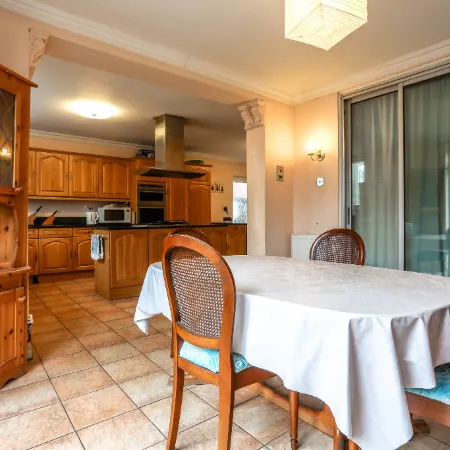 Guest House Ellipse - Whetstone