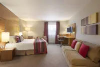 Ramada Plaza by Wyndham Wrexham Hotels near Llantysilio Mountain