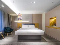 Aifeel Hotel (Yan'an Huangling Party School) Hotels in Huangling