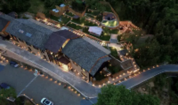 live in the mountains Hotels near Shishe Village