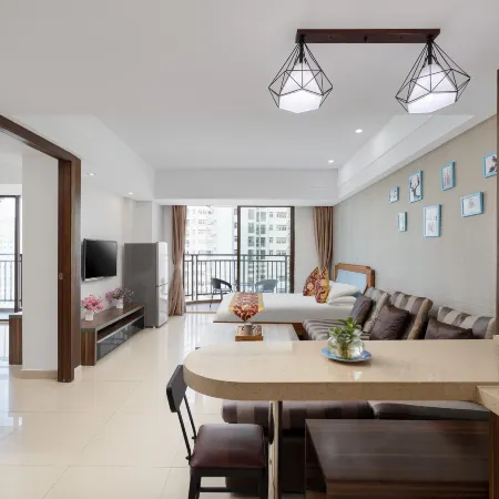 Riyuehai Hotel Riverside Bay·Dadonghai