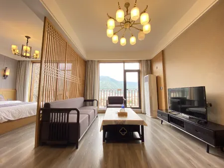 Bonthic Mountain Courtyard Holiday Hotel