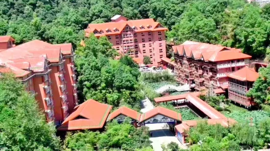 Hualong Village Hotel
