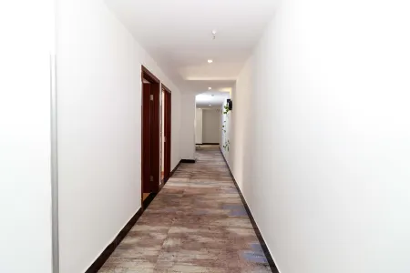 Shanghai Xiangyi Hotel Отели рядом с достопримечательностью «Power Station of Art»