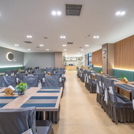 GreenTree Inn Hotel (Yulin Hongjin Market Yide Branch)