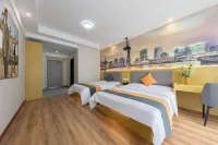 雲上電競電影酒店（臨沂大學城國際博覽中心店） 鄰近臨沂大學外國語學院的酒店