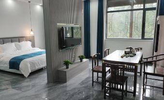 Yuxian Shanju Diary Homestay