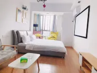 Yuxuan Cinema Apartment (China Resources Vientiane City Branch) Hotel in zona Fuzhou Taoism Jingtu Temple Houyang Zhengjing Management Committee