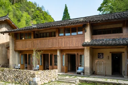 Xuli Community Qinjiejia Homestay (Taishun Xu'aodi) Отели рядом с достопримечательностью «Xu'aodi Ancient Villages»