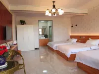 Turks Yuanxi Inn Hotel di Tekes