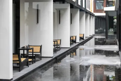 G Joyful Xige Hotel (Chengdu Kuanzhai Alley People's Park) 청두 소체육학교 배드민턴 홀 주변 호텔