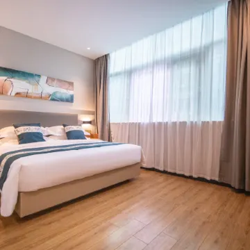 Keaston Hotel (Shenzhen Futian Convention and Exhibition Center Jingtian Subway Station)