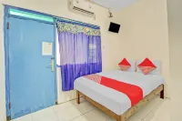 OYO Life 90523 Homestay Jenggolo Hotel di Kecamatan Buduran