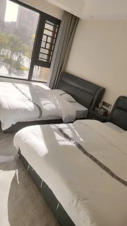 Zhenxiong Huayue Hotel Отели в г. Чженьсюн