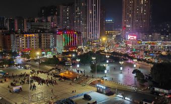 Tongren Sanduohua Hotel (High-speed Railway Station Station)