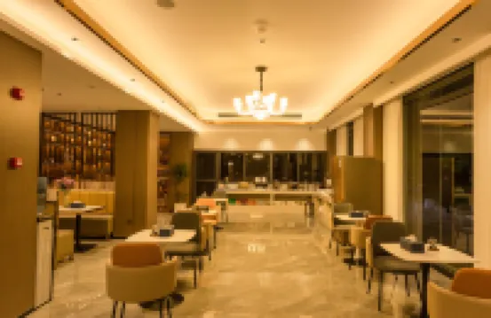 Qianyue Hotel