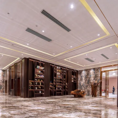 Guanlan International Hotel