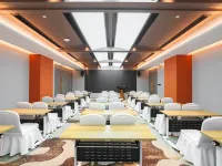 Howard Johnson Life KUNMING Hotels near Fude Station