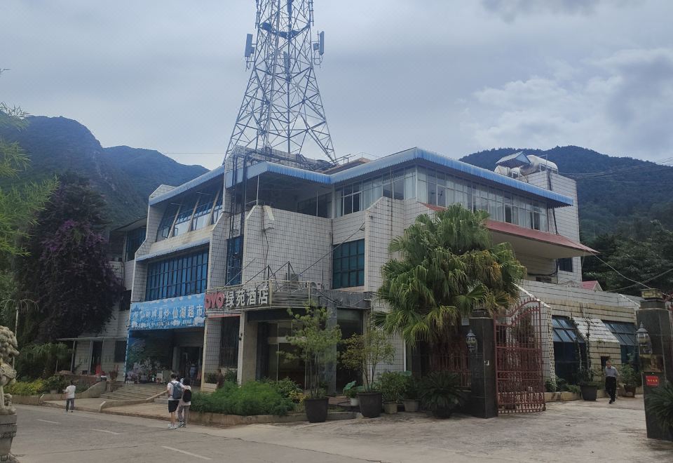 hotel overview picture