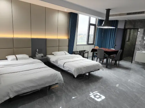 Taihe Boyue Business Hotel
