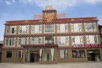 Kangding Yunhai Starry Sky Hotel Hotels near Xinduqiao Town
