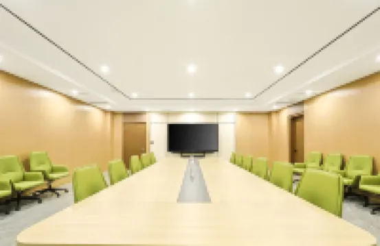 Hunchun Tiger and Leopard Business Hotel