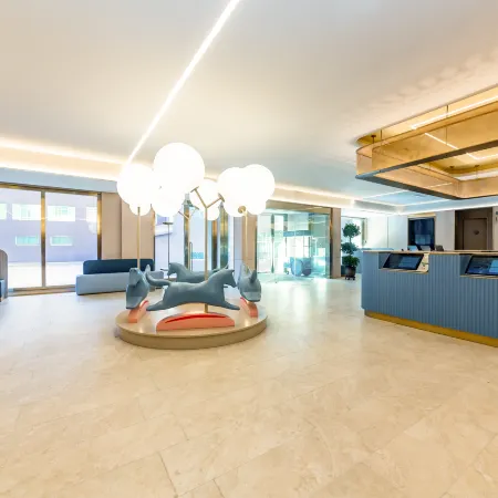 HanTing Hotel (Shannan City Government)