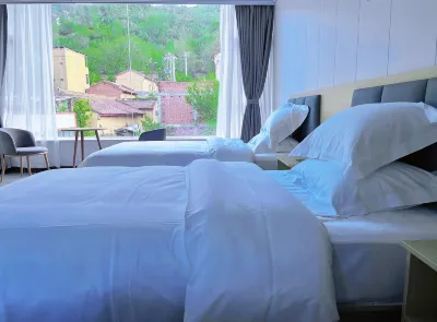 Jiang Xiaojun Farmstay (Guan'egou Scenic Area)