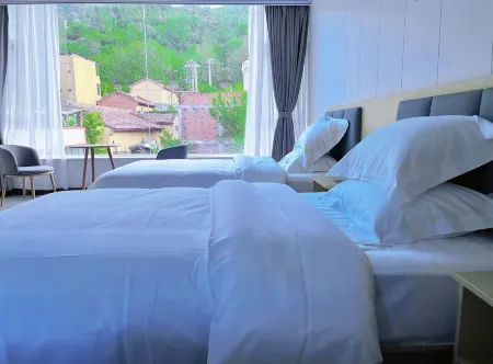 Jiang Xiaojun Farmstay (Guan'egou Scenic Area) Отели в г. Данчан