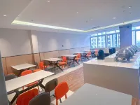 GreenTree Inn Express Hotel (Lingbi Luohe East Road Lady Shopping Plaza) Hotel a Lingbi