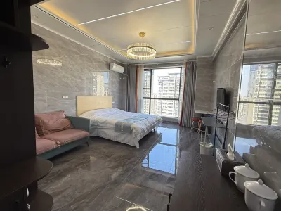 Yichun Qingfeng Homestay (Yichun Railway Station) Отели в г. Yichun Railway Station Area