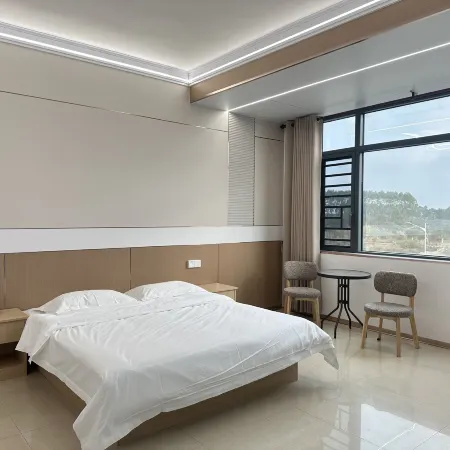 Jinlongquan Business Hotel
