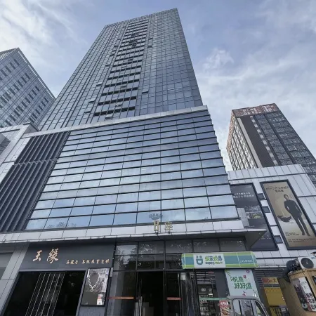 希爾曼觀影民宿