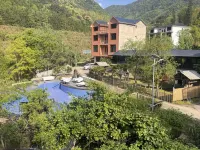 Xiangyunduan · CloudPeak · Lanyun Guanfeng | Mountain Residence Homestay - Pools
