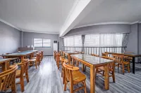 宜居酒店（寶應新亞細亞購物中心葉挺路店） - 停車場