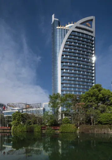 Felton Grand Hotel Hotels near Wenjiang